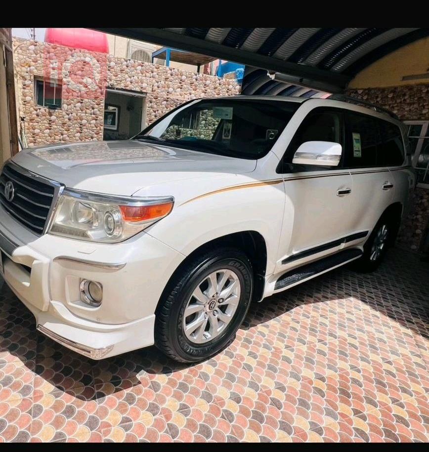 تويوتا لاندكروزر